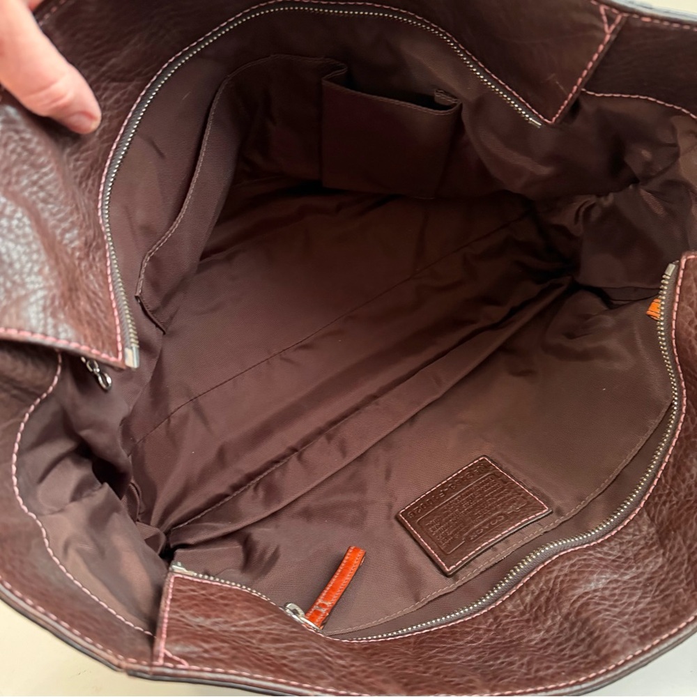 π Coach X-Large Chelsea Brown Pebbled Leather Tote - G063-F10026 - Picture 6 of 16